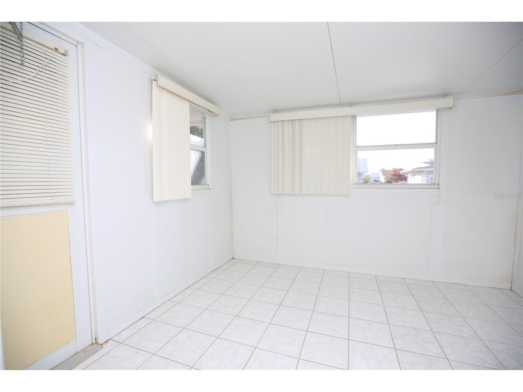 827 La Jolla Avenue Sun City Center FL 33573 TB8523545 image16
