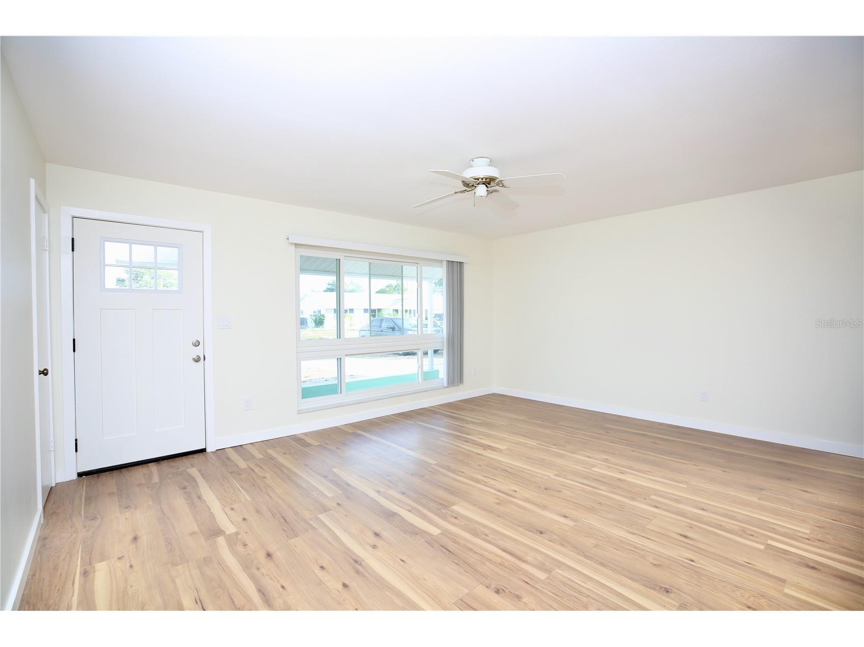 827 La Jolla Avenue Sun City Center FL 33573 TB8523545 image19