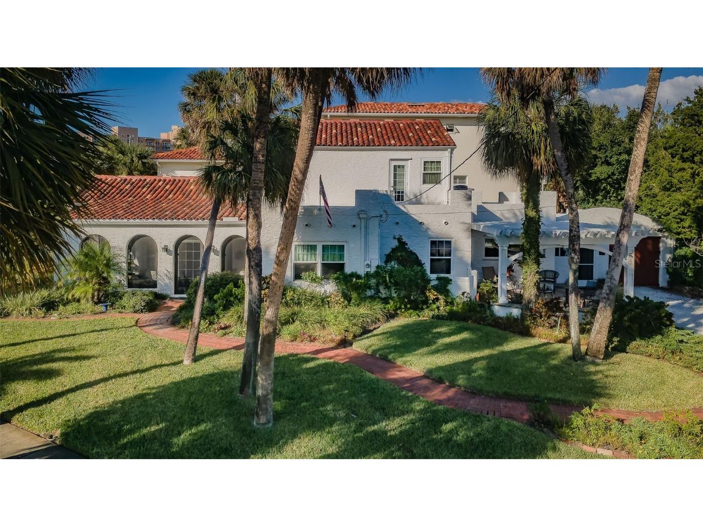 827 Mandalay Avenue Clearwater FL 33767 U8220682 image1