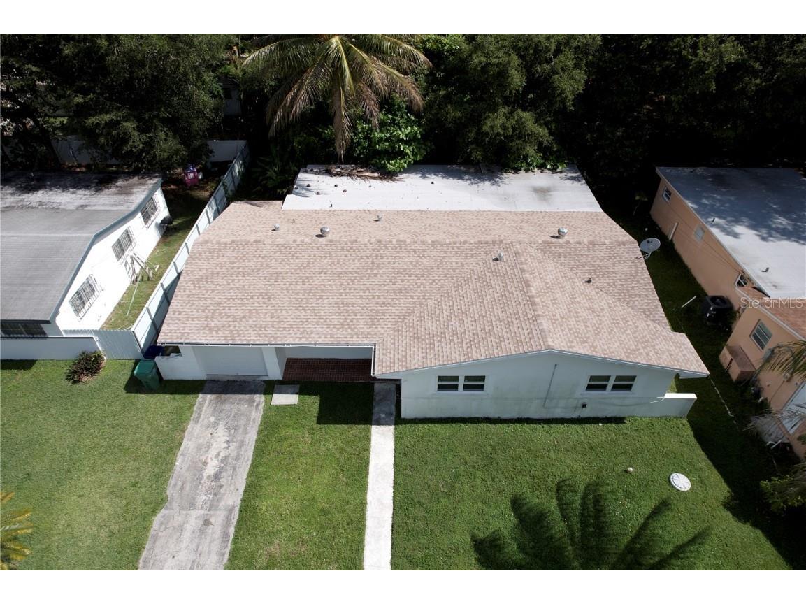 827 NE 154th Street North Miami Beach FL 33162 T3449214 image1
