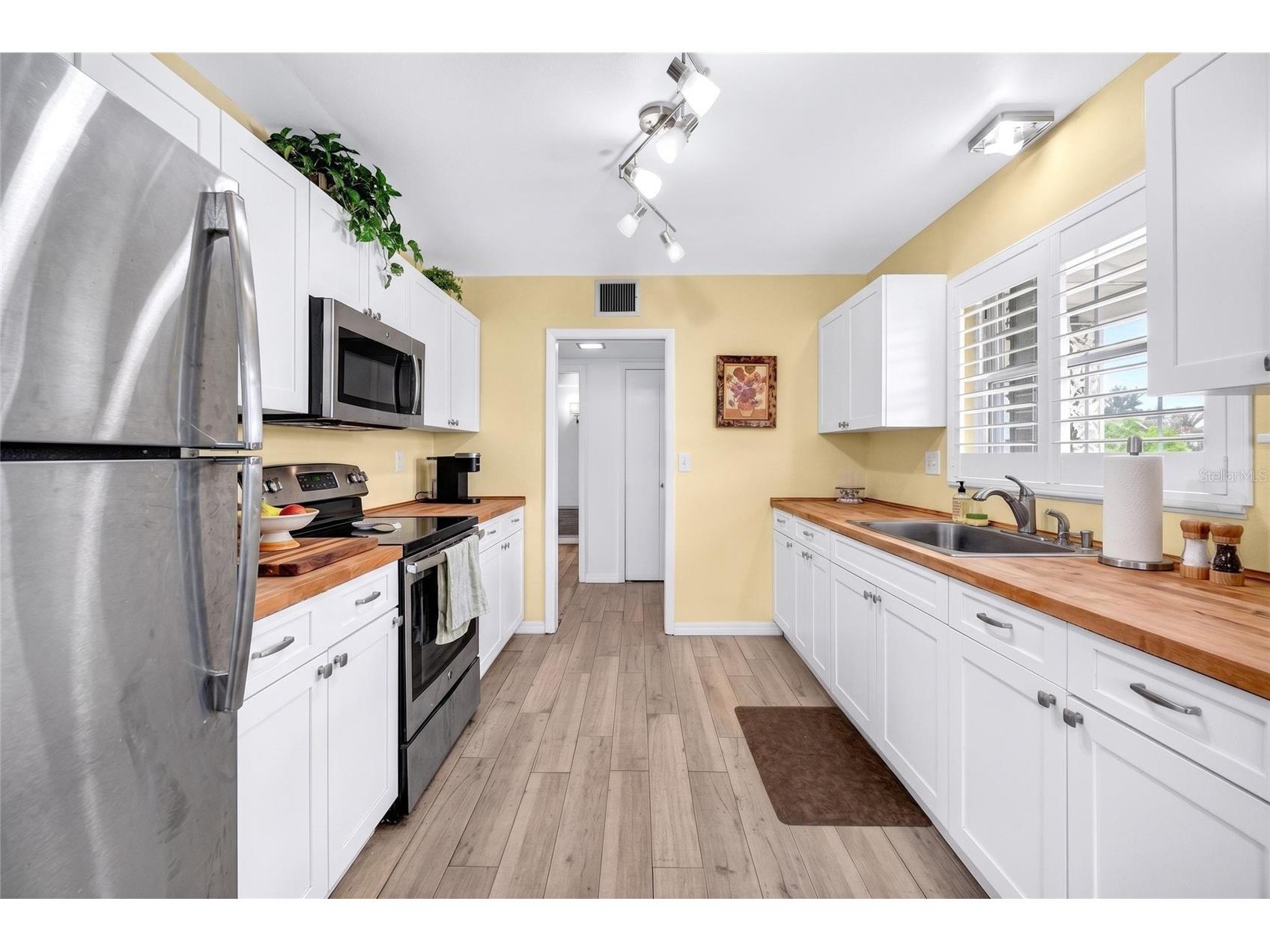 827 Oakmont Avenue Sun City Center FL 33573 TB8518591 image19