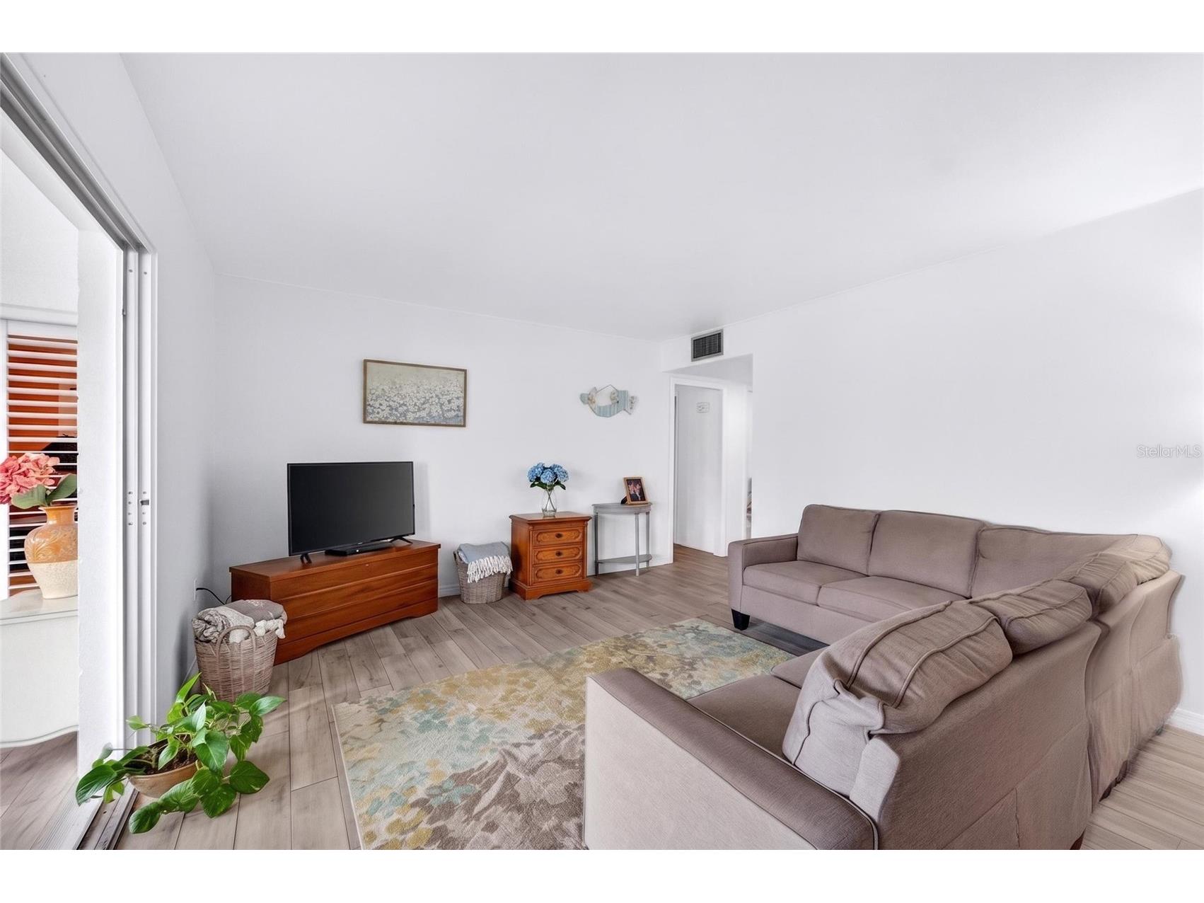 827 Oakmont Avenue Sun City Center FL 33573 TB8518591 image33