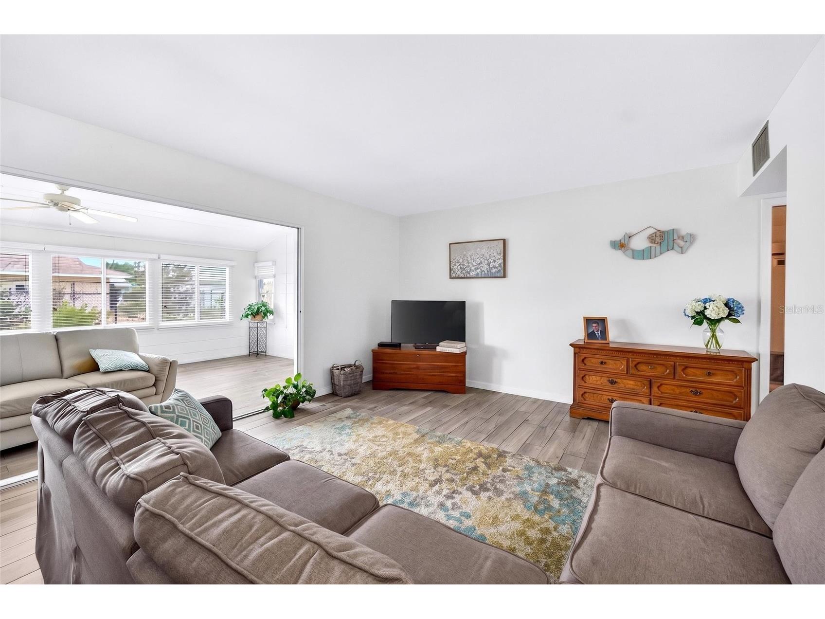 827 Oakmont Avenue Sun City Center FL 33573 TB8518591 image34