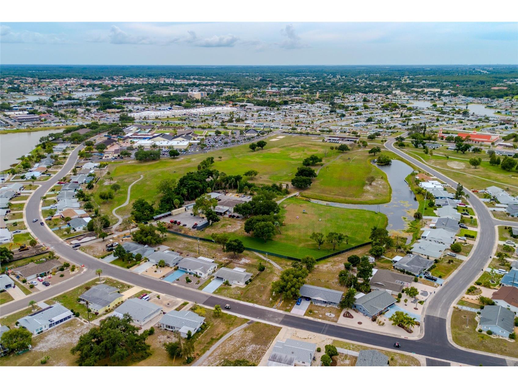 827 Oakmont Avenue Sun City Center FL 33573 TB8518591 image4