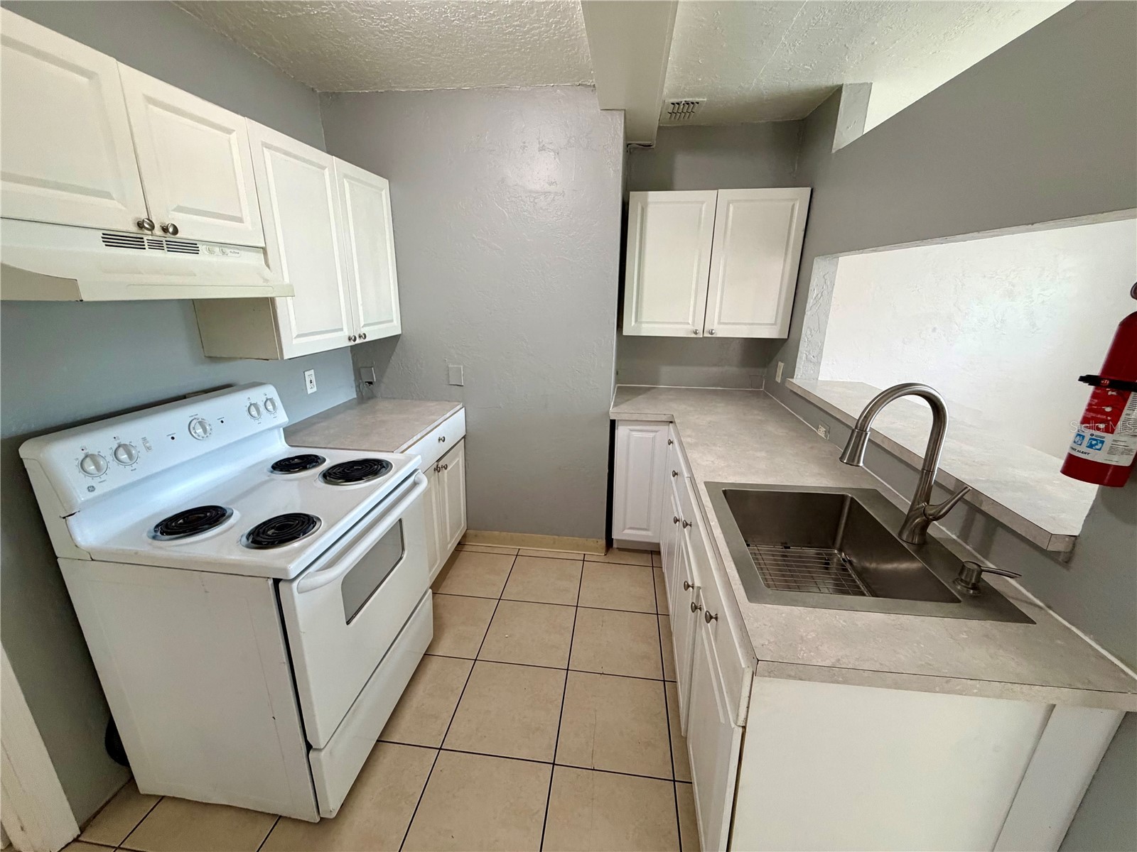 827 Paris Avenue S #APT A Saint Petersburg FL 33701 TB8529795 image2