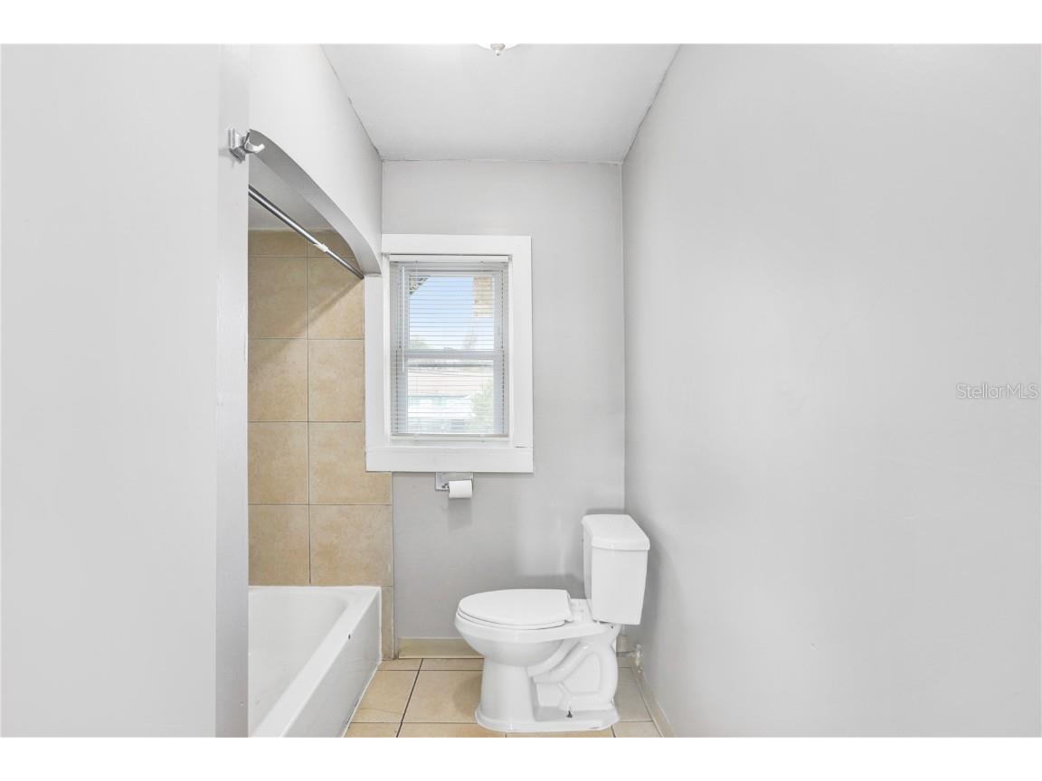 827 Paris Avenue S Saint Petersburg FL 33701 TB8432047 image9