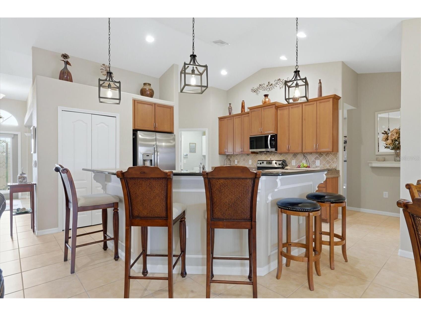 827 Rotonda Circle Rotonda West FL 33947 D6146699 image9
