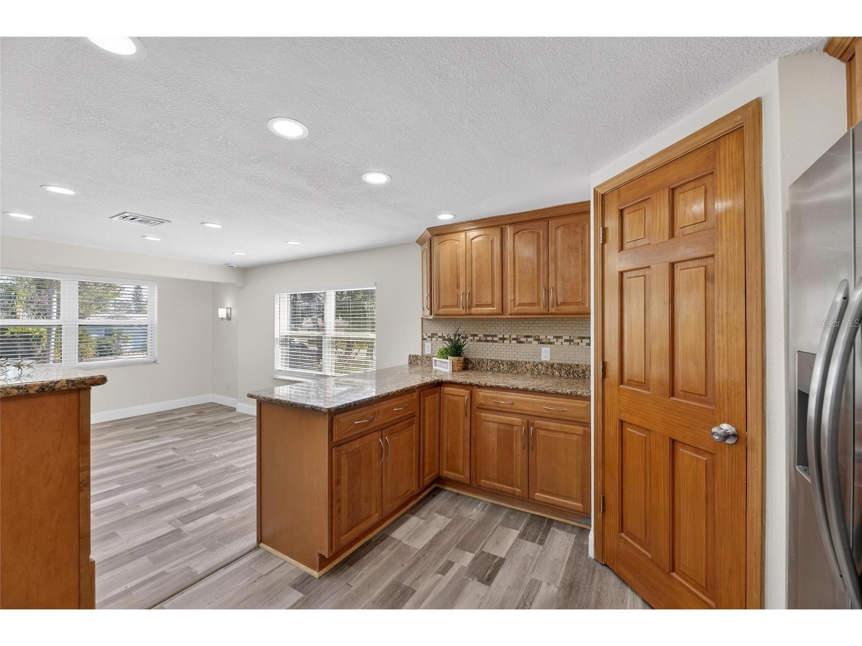 827 Seabreeze Drive Ruskin FL 33570 - TAMPA BAY/LITTLE MANATEE RIVER TB8475129 image27