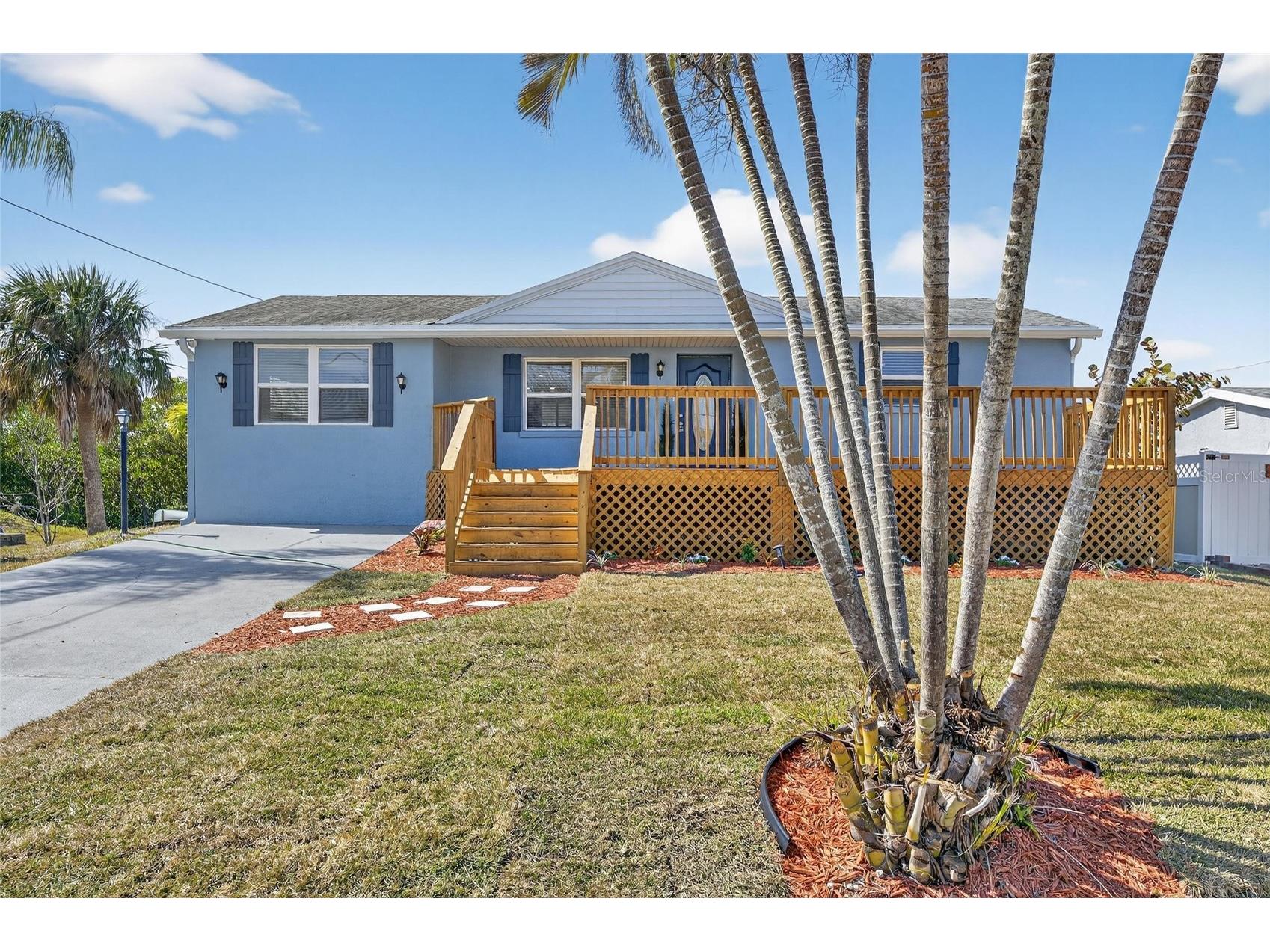 827 Seabreeze Drive Ruskin FL 33570 - TAMPA BAY/LITTLE MANATEE RIVER TB8475129 image3