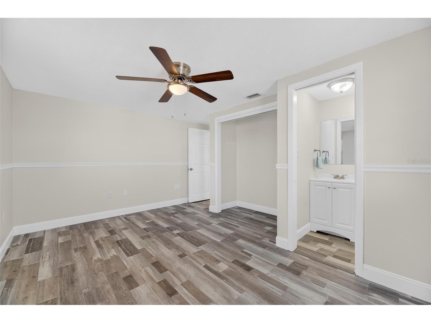 827 Seabreeze Drive Ruskin FL 33570 - TAMPA BAY/LITTLE MANATEE RIVER TB8475129 image37