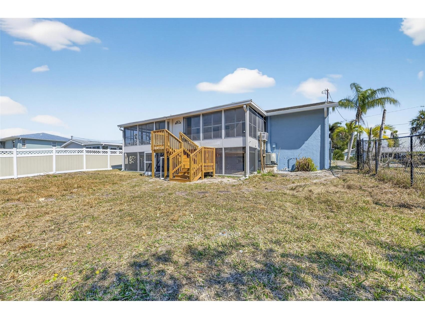 827 Seabreeze Drive Ruskin FL 33570 - TAMPA BAY/LITTLE MANATEE RIVER TB8475129 image46