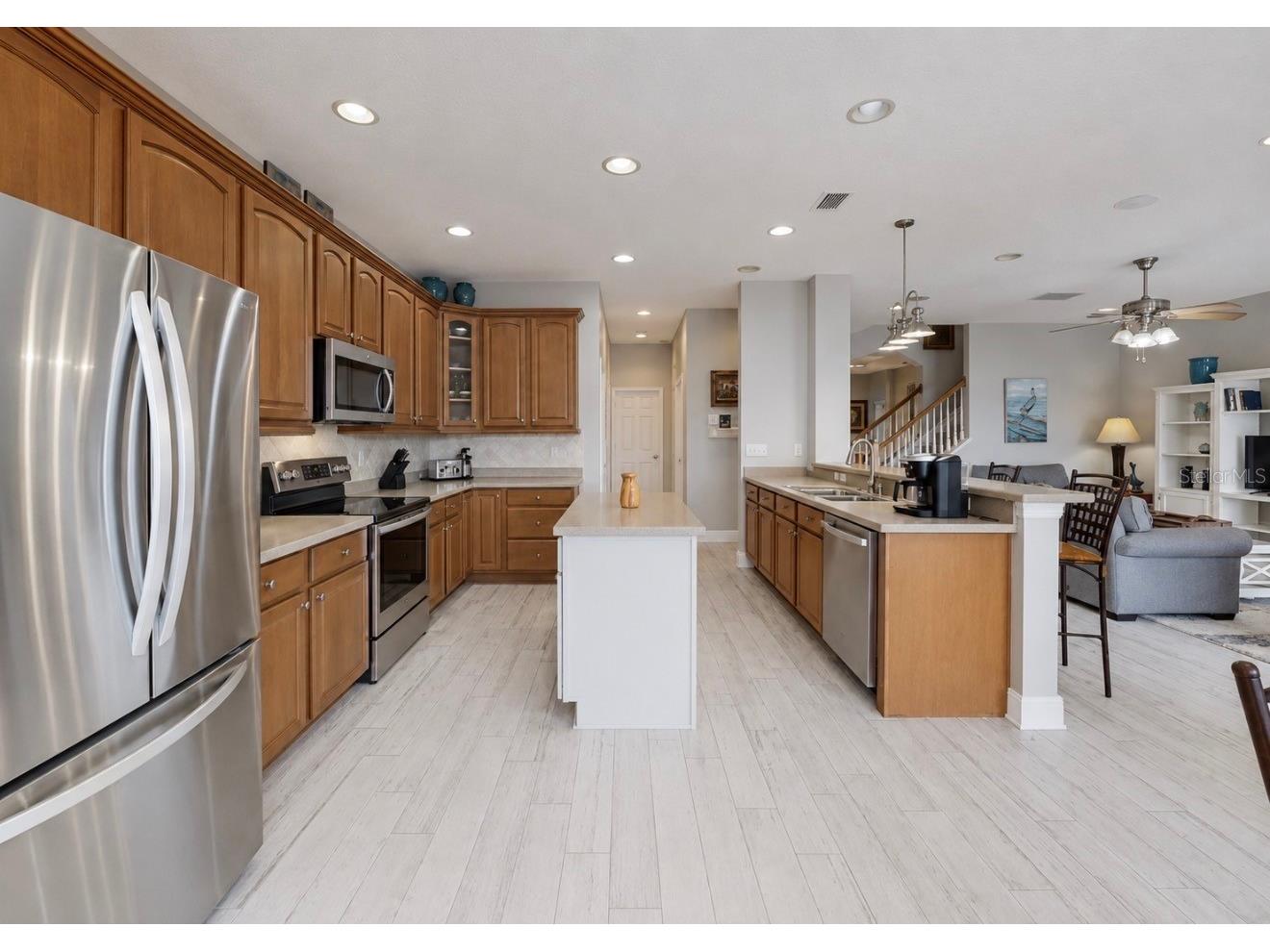827 Seminole Sky Drive Ruskin FL 33570 TB8518644 image12