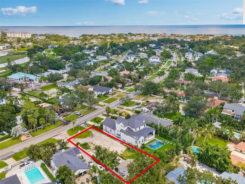 827 Snell Isle Boulevard NE Saint Petersburg FL 33704 TB8428009 image6