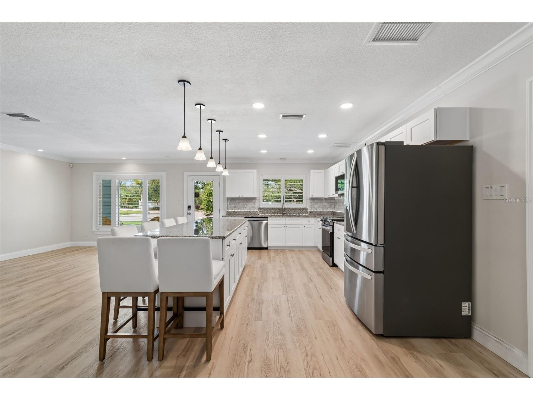8270 30th Avenue N Saint Petersburg FL 33710 TB8496993 image20