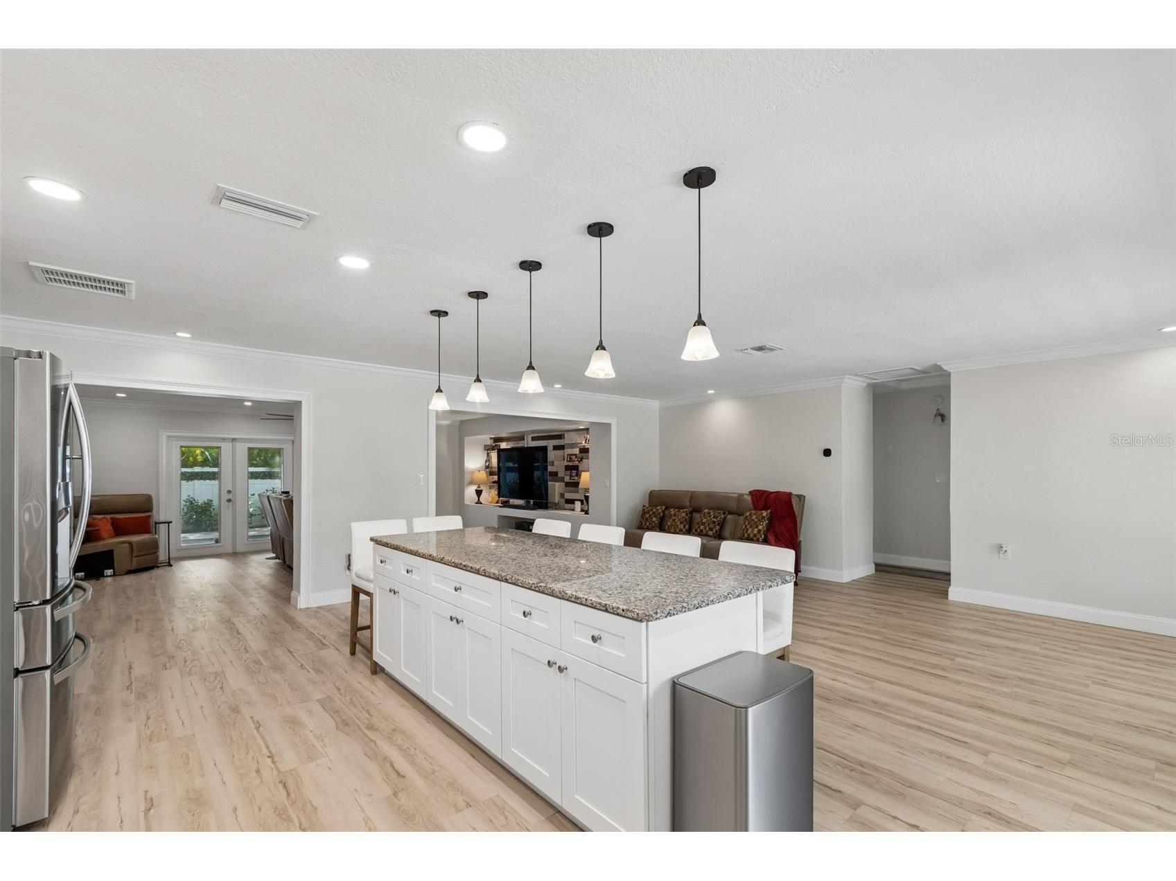 8270 30th Avenue N Saint Petersburg FL 33710 TB8496993 image23