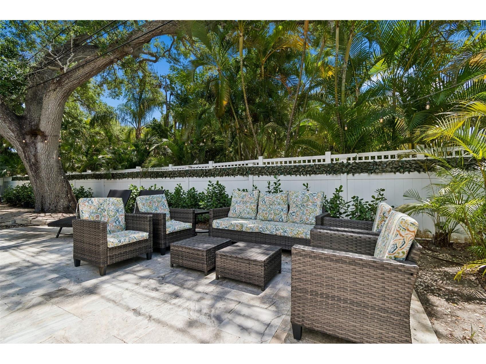 8270 30th Avenue N Saint Petersburg FL 33710 TB8496993 image65