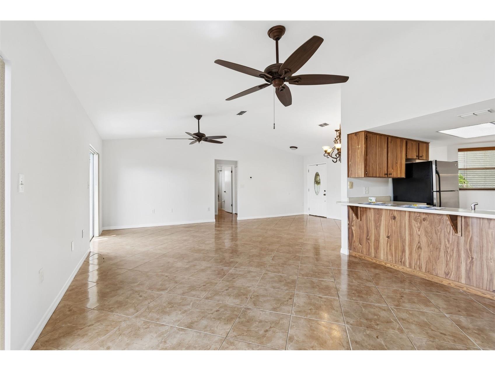 8272 Denise Drive E Seminole FL 33777 TB8507834 image12