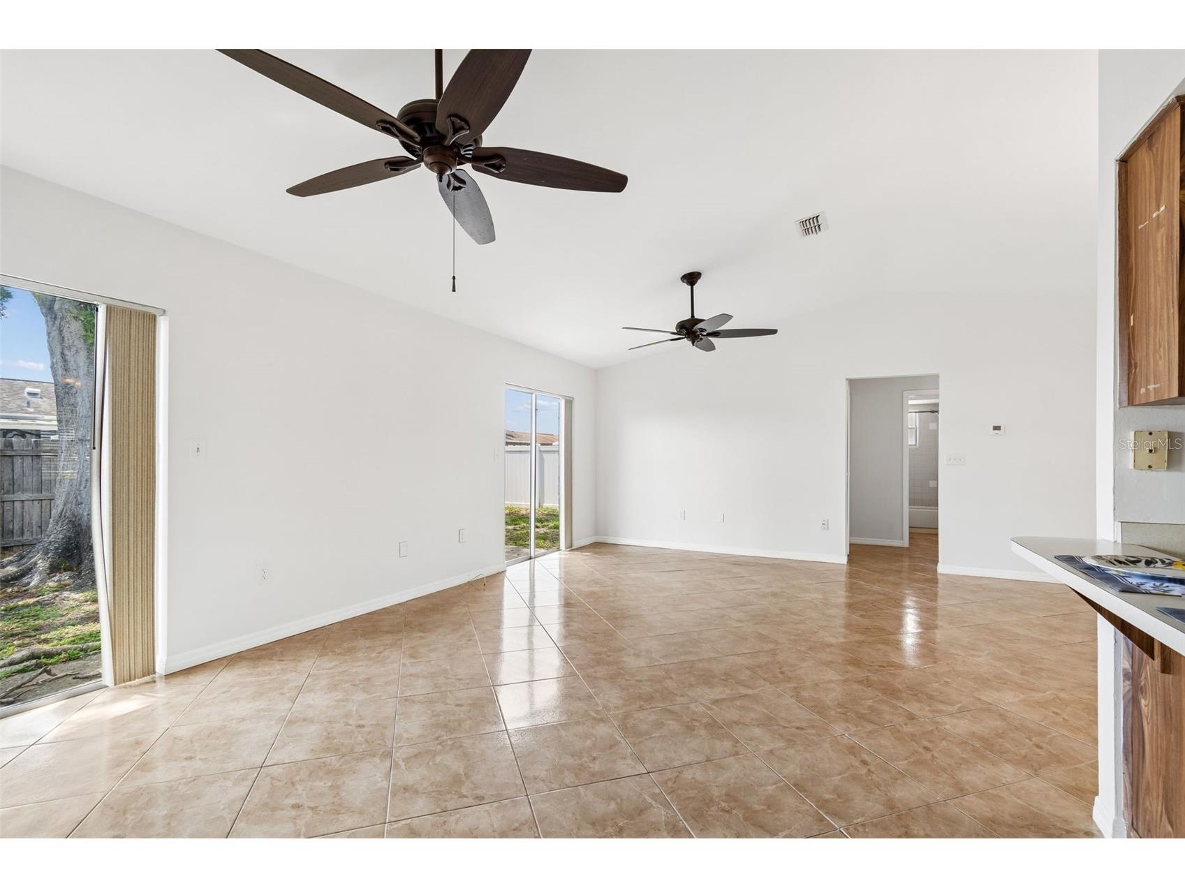 8272 Denise Drive E Seminole FL 33777 TB8507834 image13
