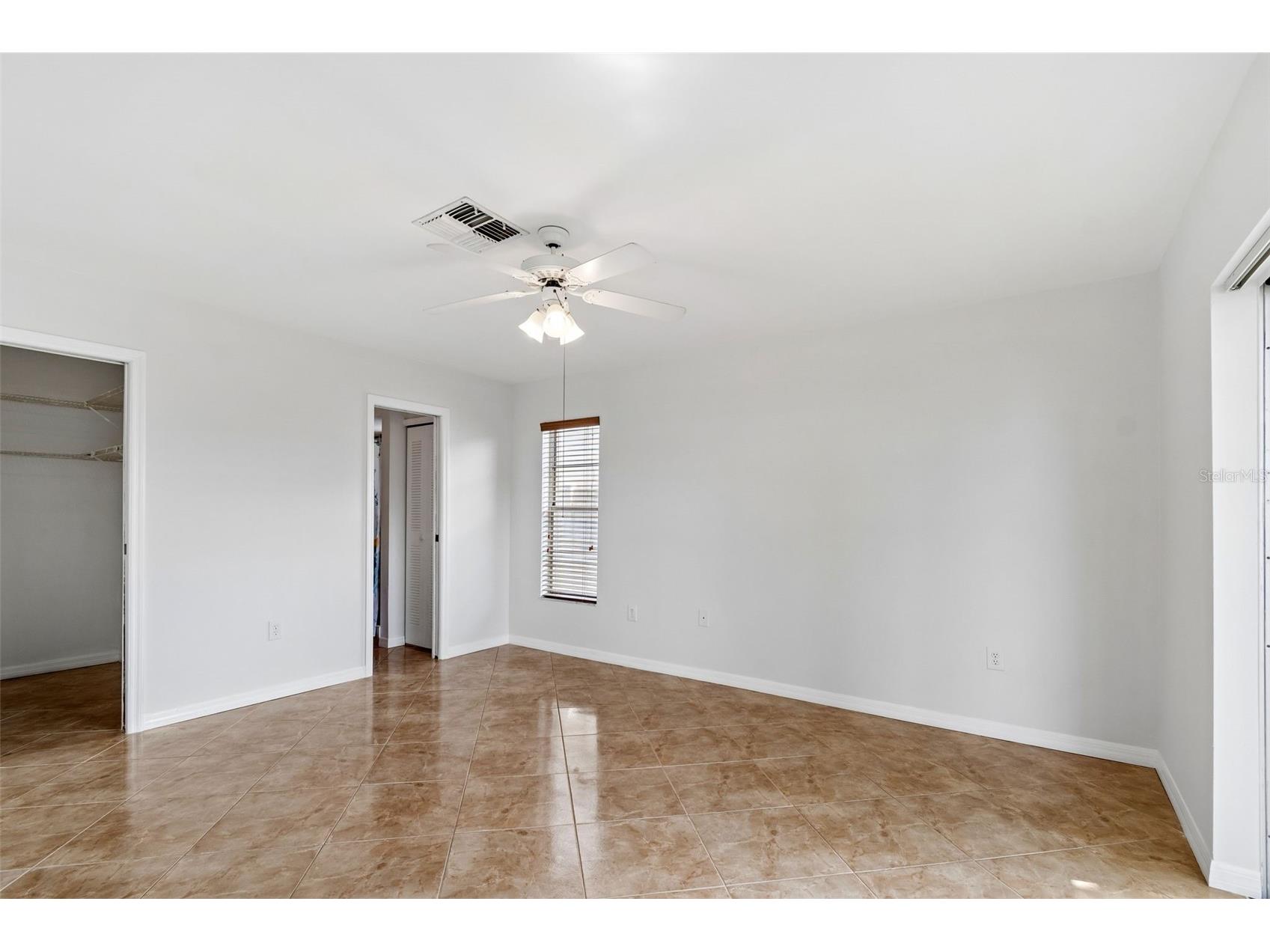 8272 Denise Drive E Seminole FL 33777 TB8507834 image17