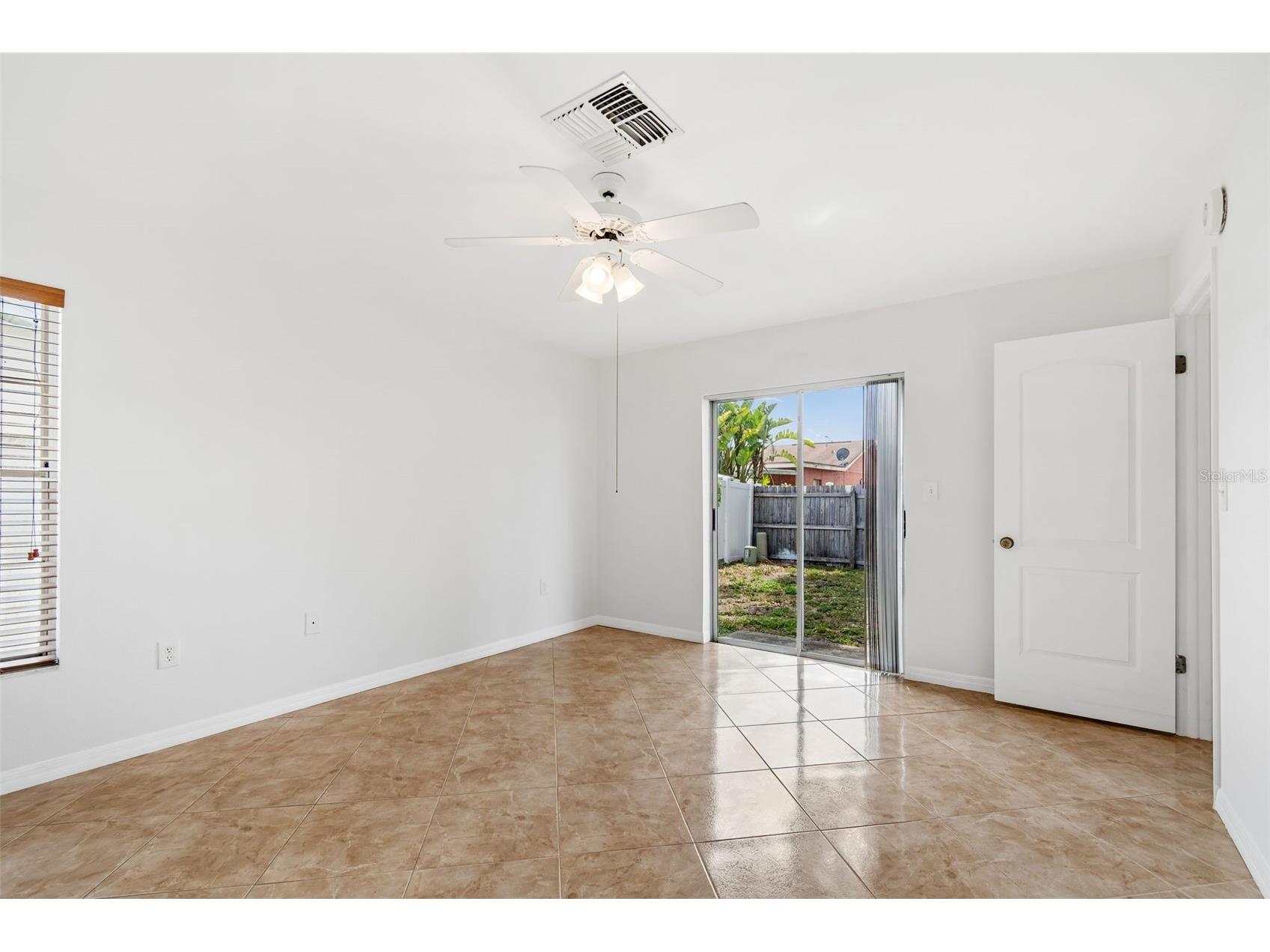 8272 Denise Drive E Seminole FL 33777 TB8507834 image19
