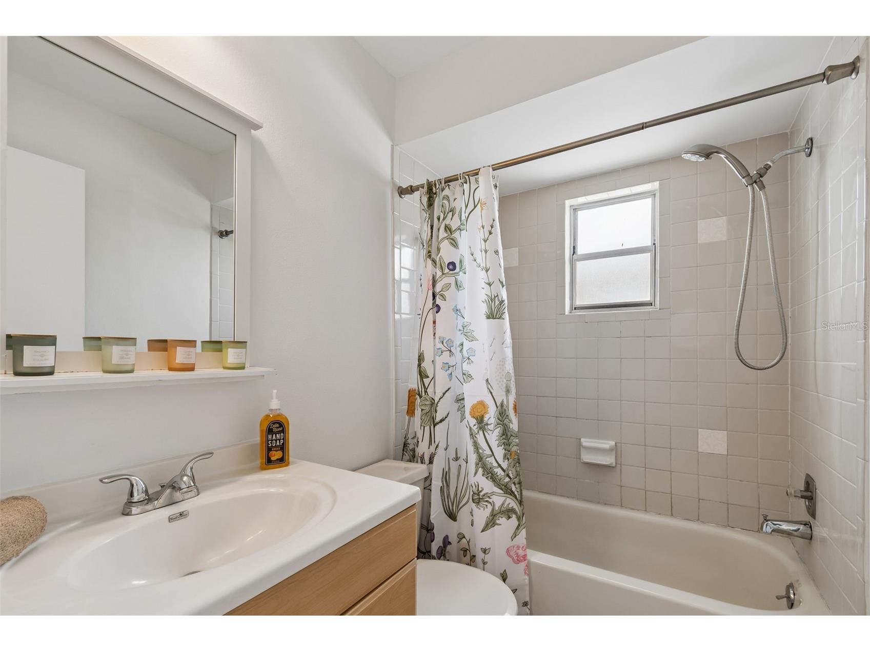 8272 Denise Drive E Seminole FL 33777 TB8507834 image29