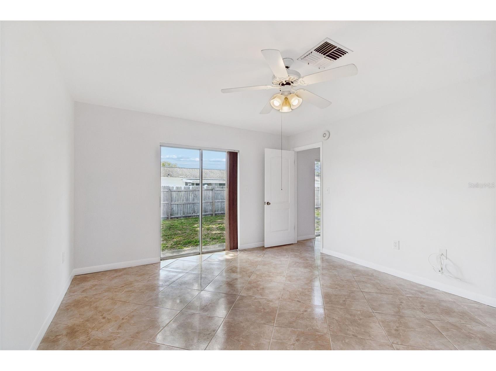 8272 Denise Drive E Seminole FL 33777 TB8507834 image5