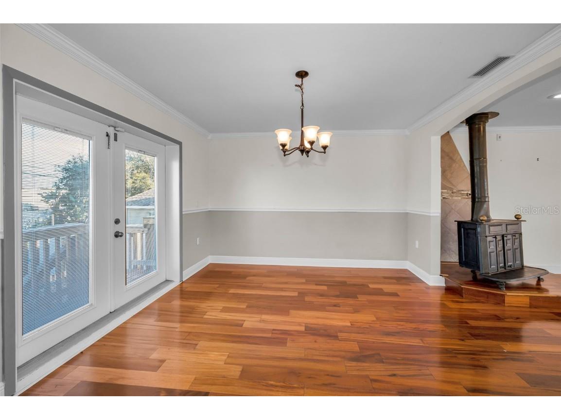 8273 131st Way N Seminole FL 33776 TB8446909 image26