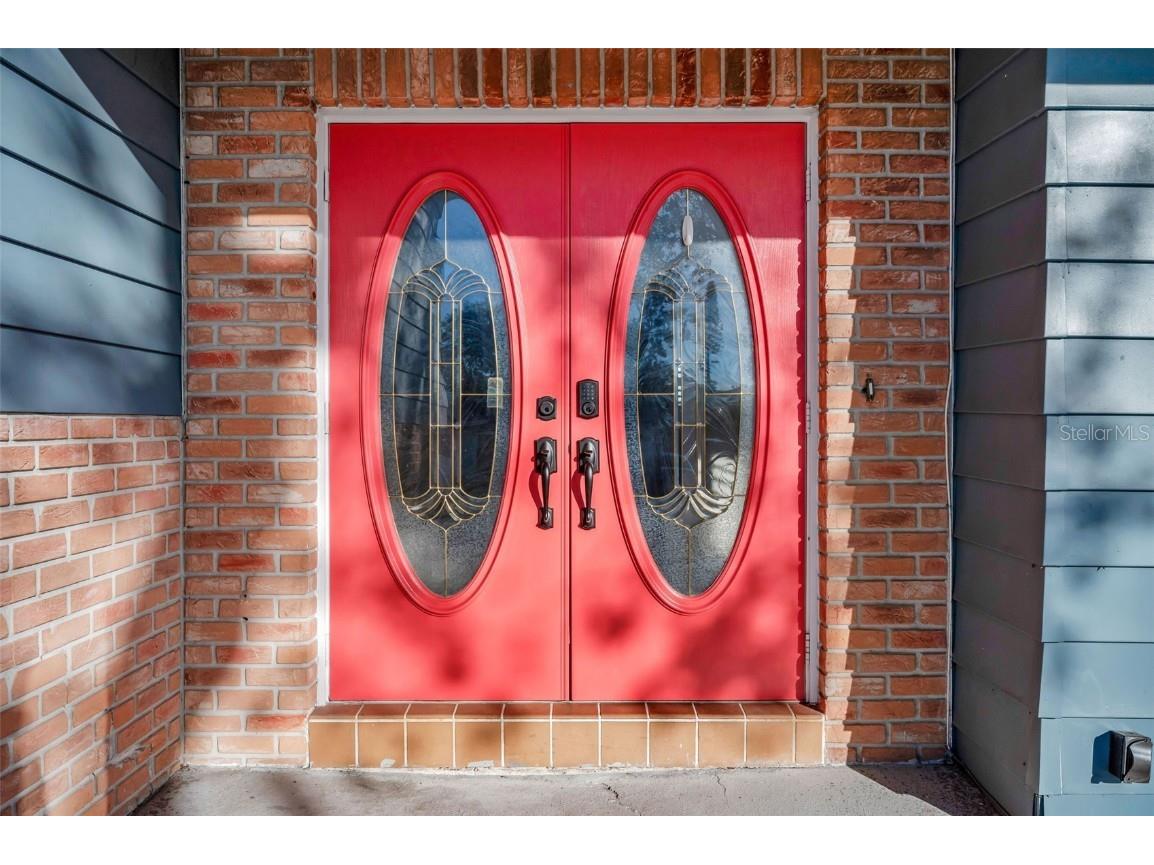 8273 131st Way N Seminole FL 33776 TB8446909 image3