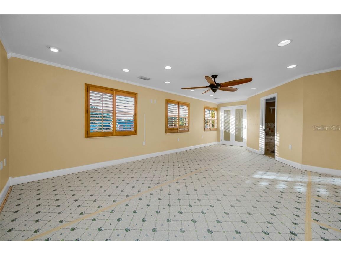 8273 131st Way N Seminole FL 33776 TB8446909 image37