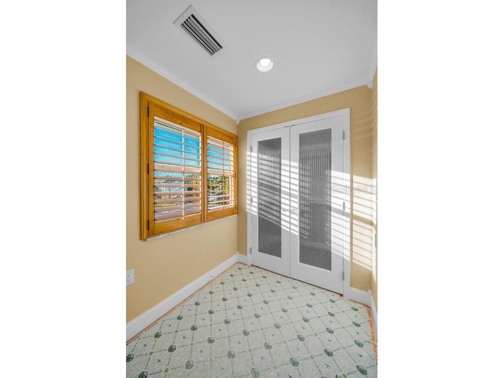 8273 131st Way N Seminole FL 33776 TB8446909 image38