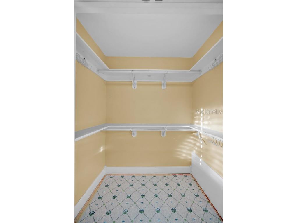 8273 131st Way N Seminole FL 33776 TB8446909 image39