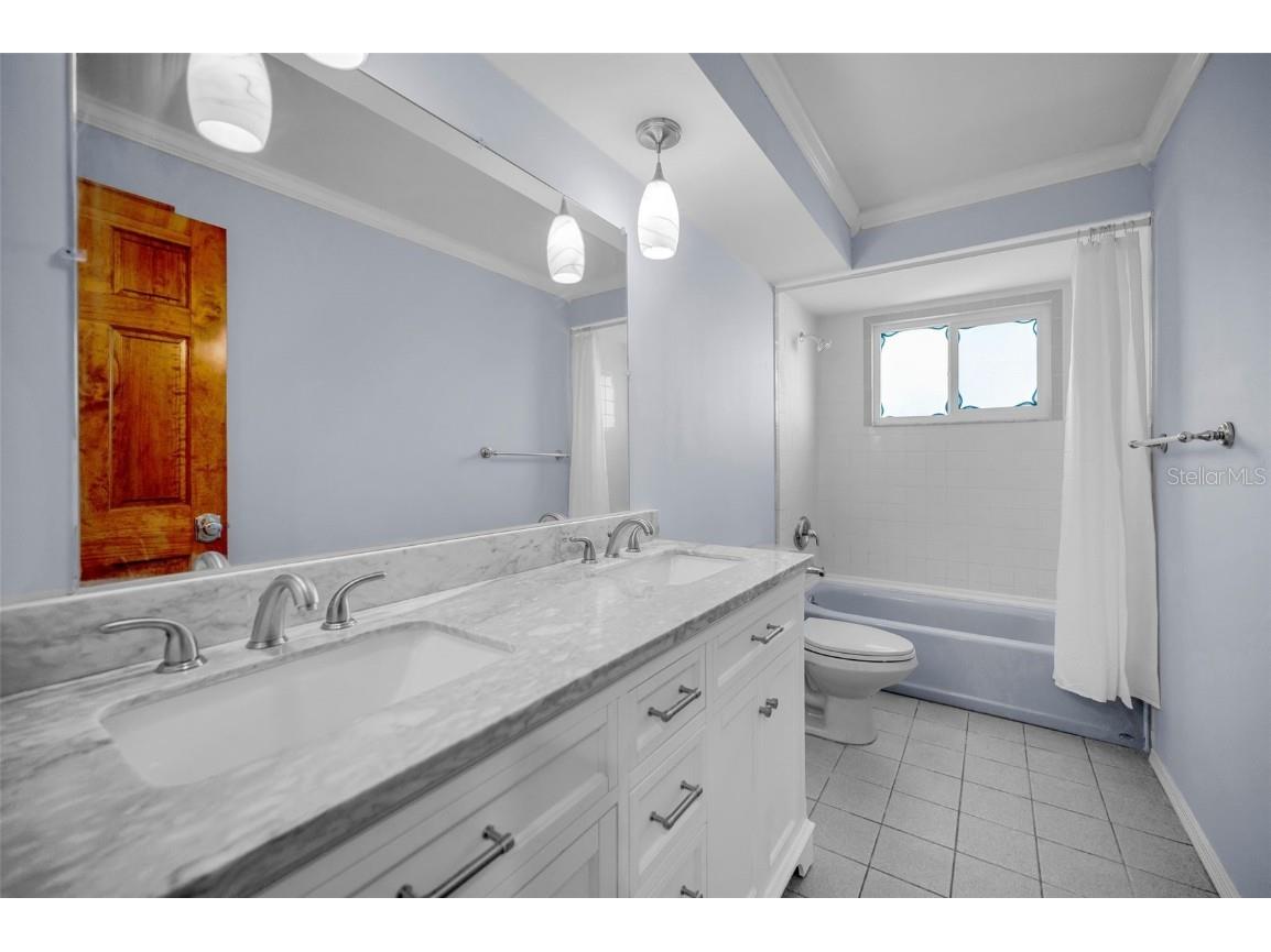 8273 131st Way N Seminole FL 33776 TB8446909 image48