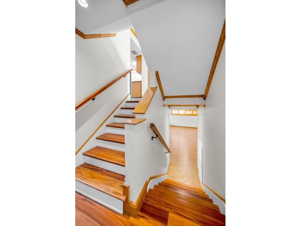 8273 131st Way N Seminole FL 33776 TB8446909 image54