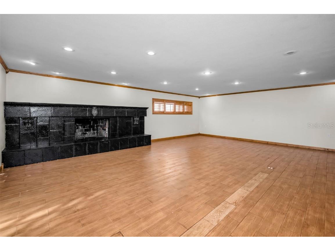 8273 131st Way N Seminole FL 33776 TB8446909 image55