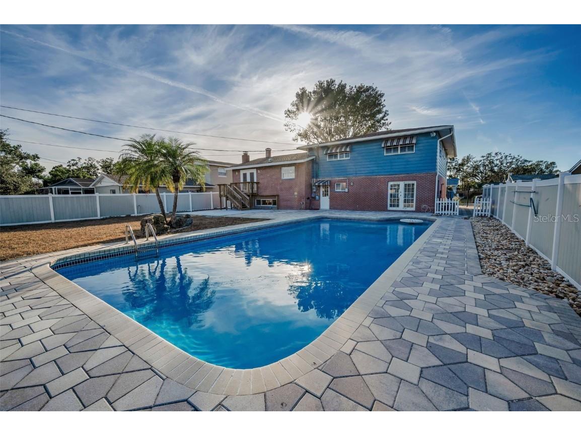 8273 131st Way N Seminole FL 33776 TB8446909 image74