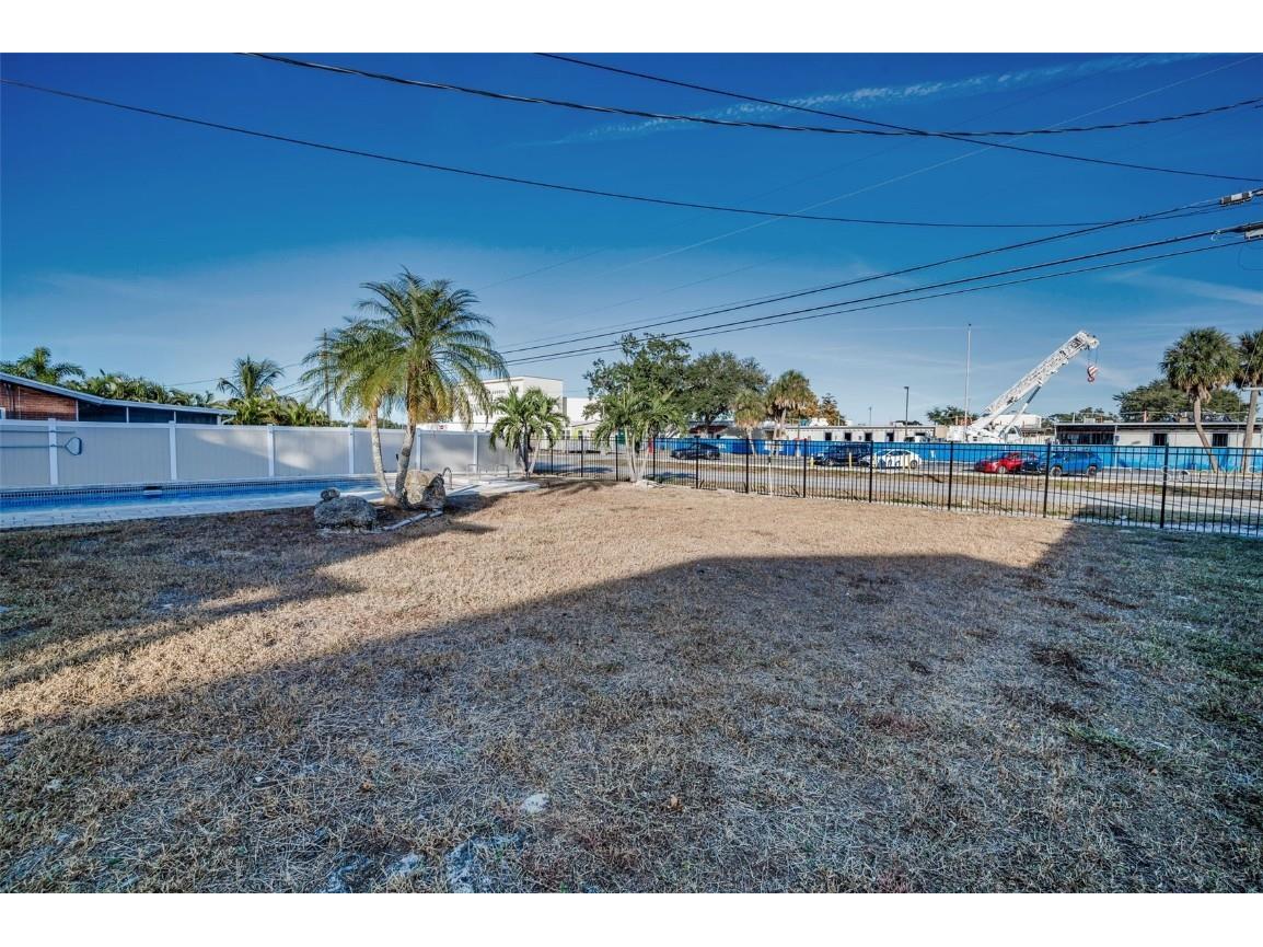 8273 131st Way N Seminole FL 33776 TB8446909 image76