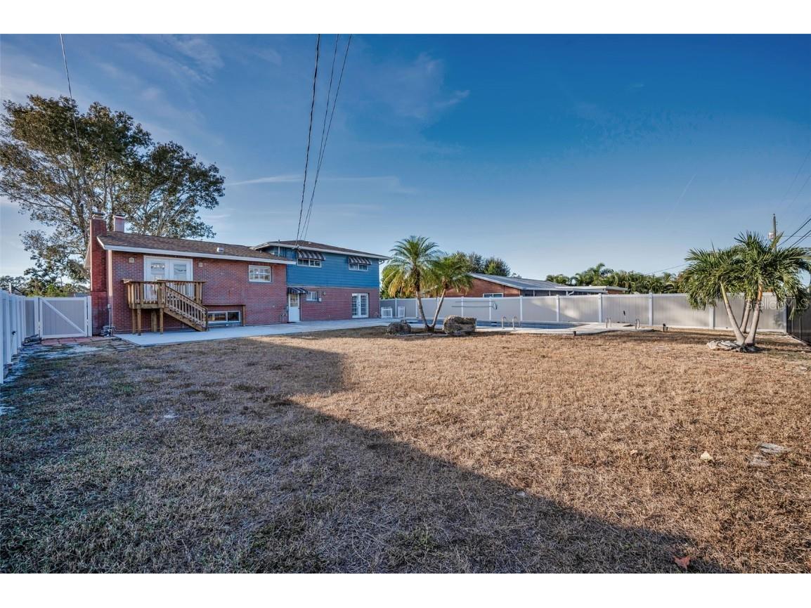 8273 131st Way N Seminole FL 33776 TB8446909 image77