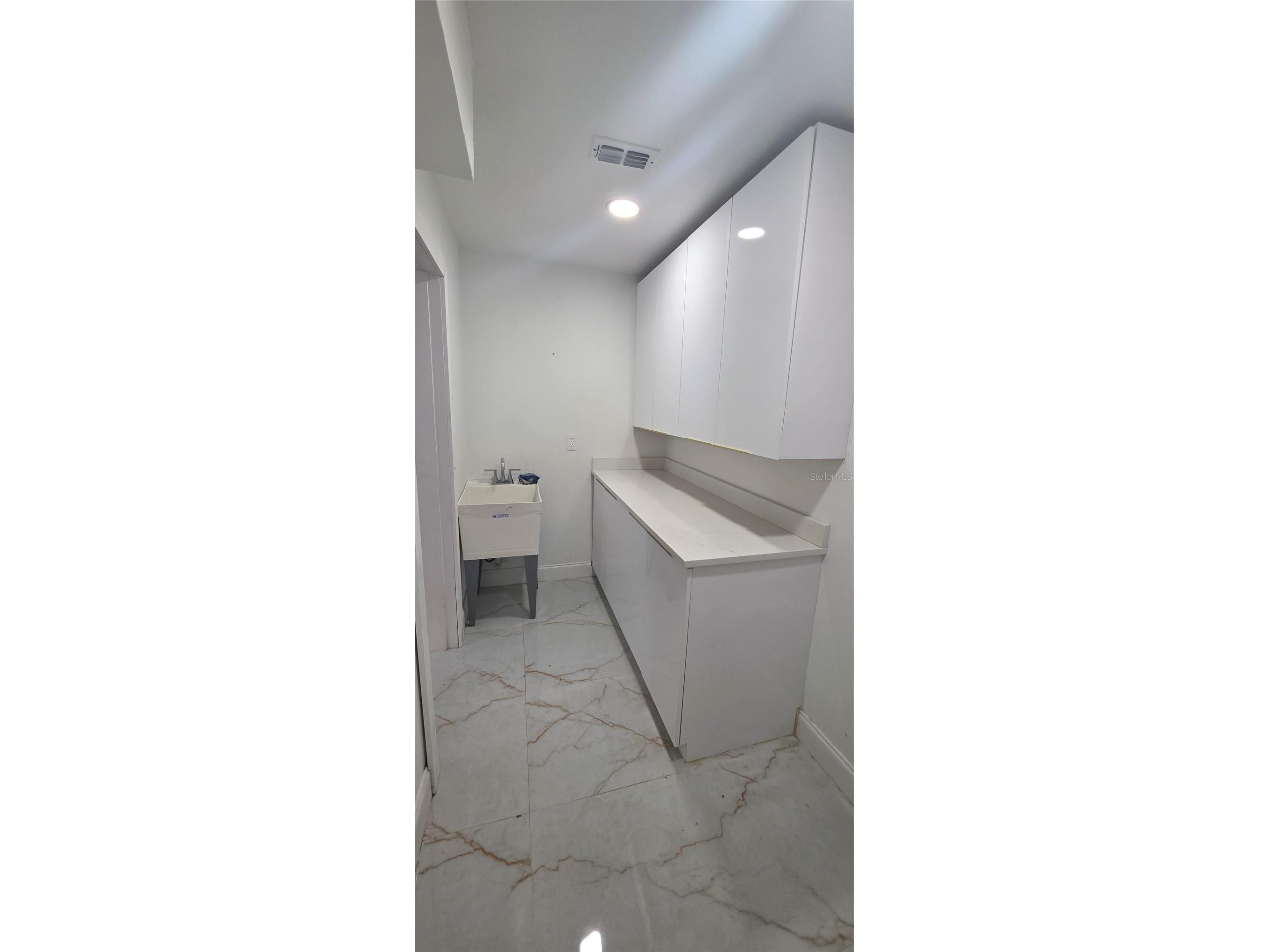 8273 Wilson Terrace Orlando FL 32819 O6376574 image16