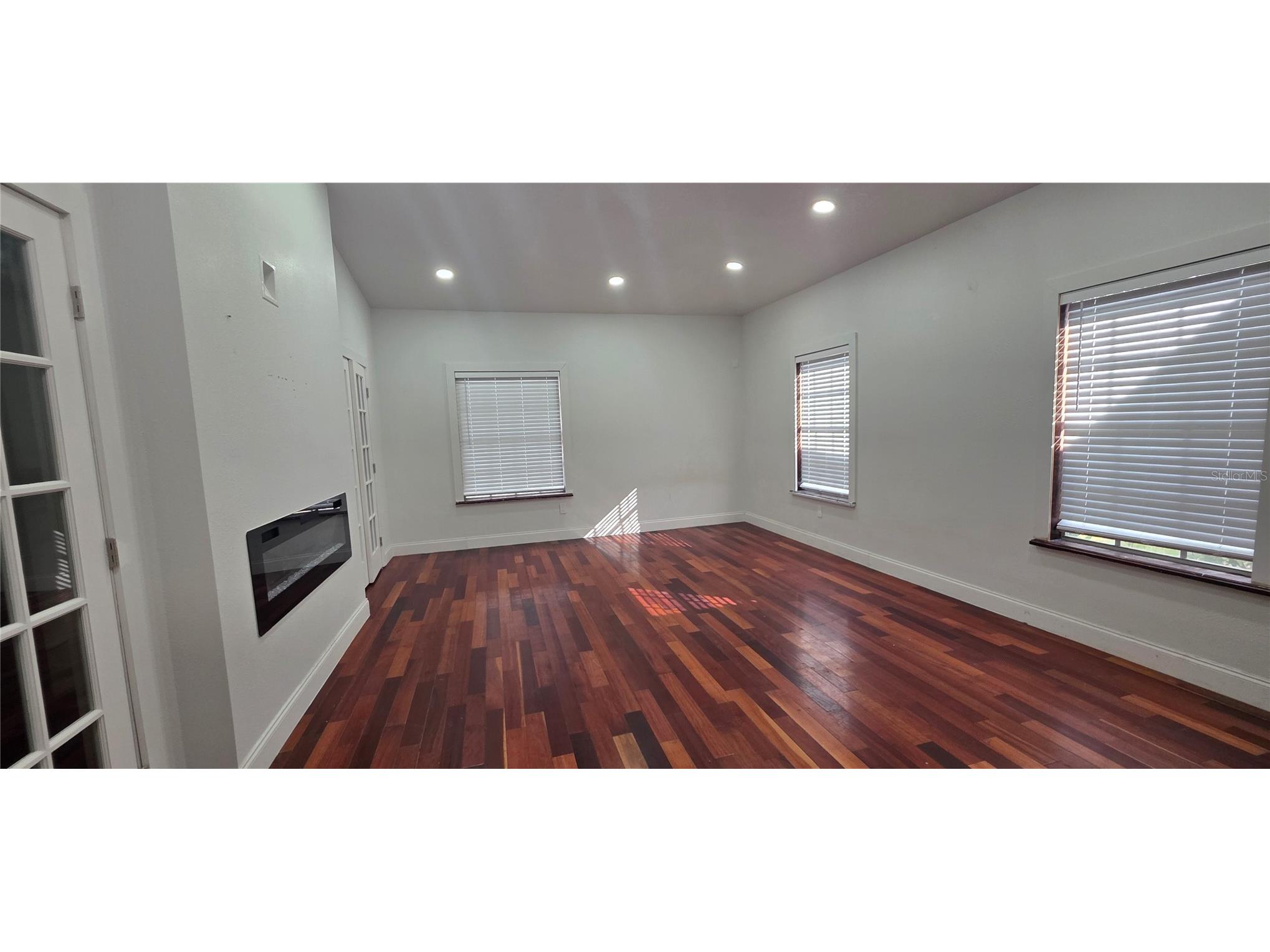 8273 Wilson Terrace Orlando FL 32819 O6376574 image28