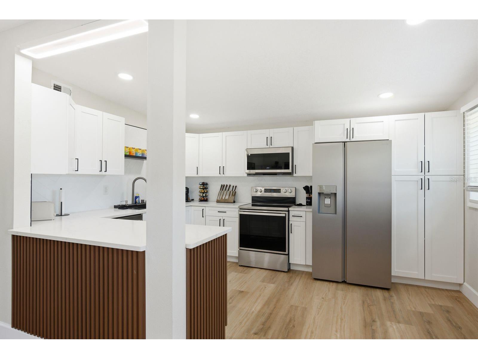 8274 Rose Terrace Seminole FL 33777 TB8512279 image11