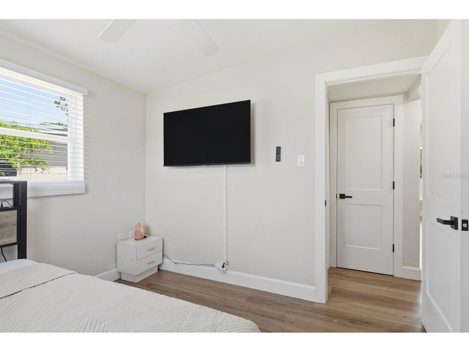 8274 Rose Terrace Seminole FL 33777 TB8512279 image16