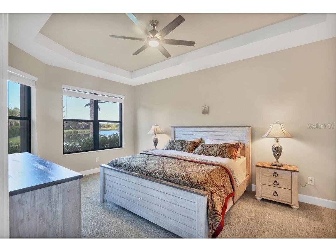 8275 Varenna Drive Sarasota FL 34231 A4672486 image18