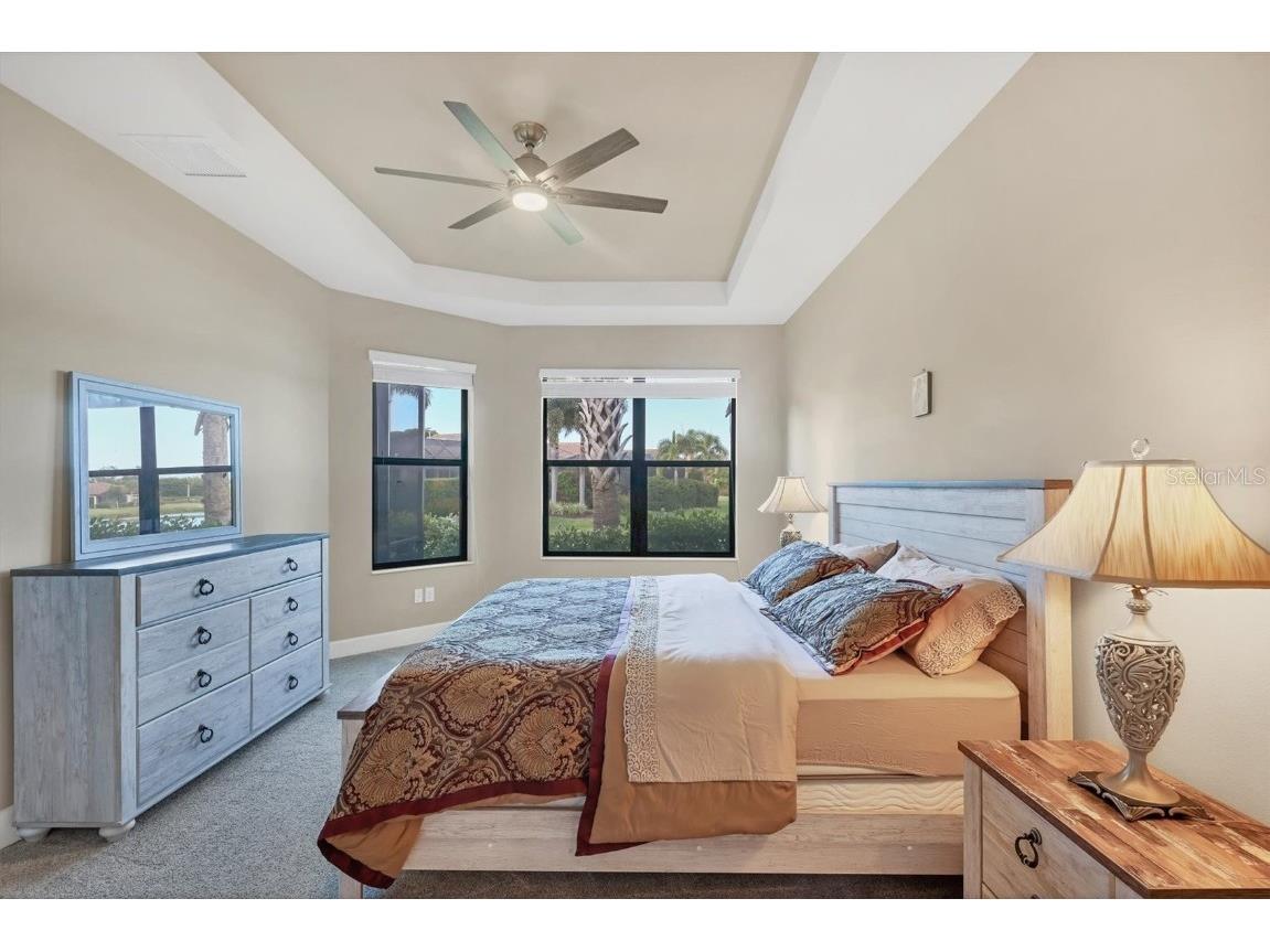 8275 Varenna Drive Sarasota FL 34231 A4672486 image19