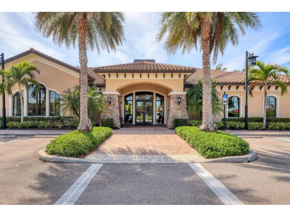 8275 Varenna Drive Sarasota FL 34231 A4672486 image36