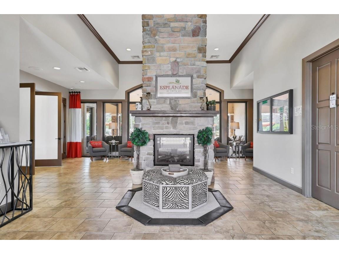 8275 Varenna Drive Sarasota FL 34231 A4672486 image37