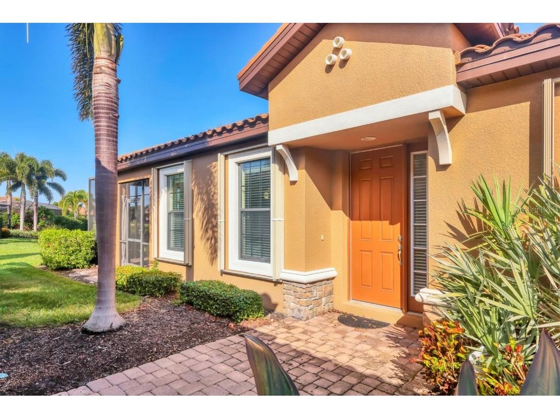 8275 Varenna Drive Sarasota FL 34231 A4672486 image4