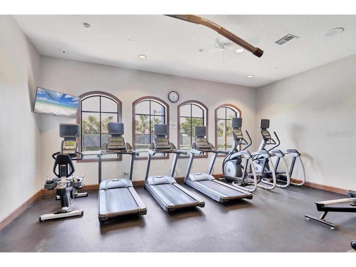 8275 Varenna Drive Sarasota FL 34231 A4672486 image41