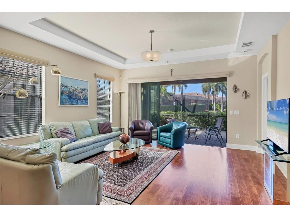 8275 Varenna Drive Sarasota FL 34231 A4672486 image6