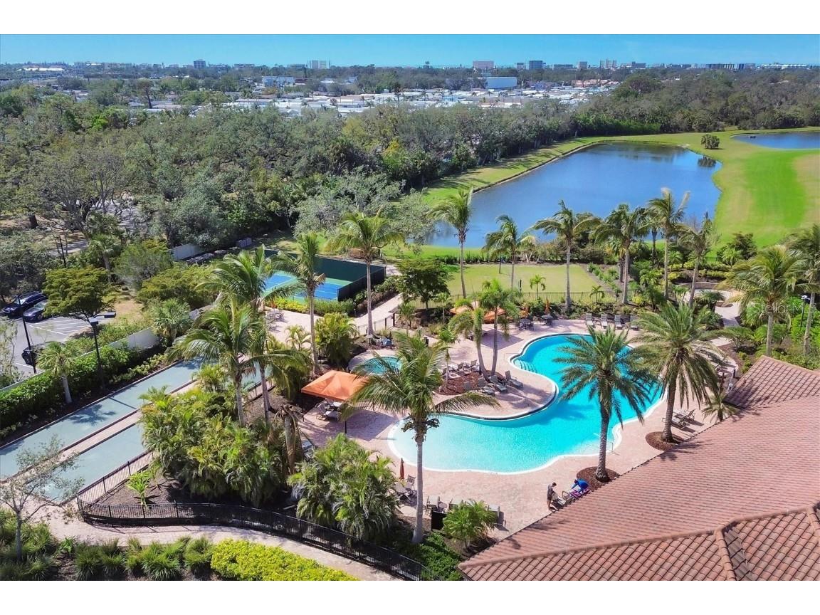 8275 Varenna Drive Sarasota FL 34231 A4672486 image61