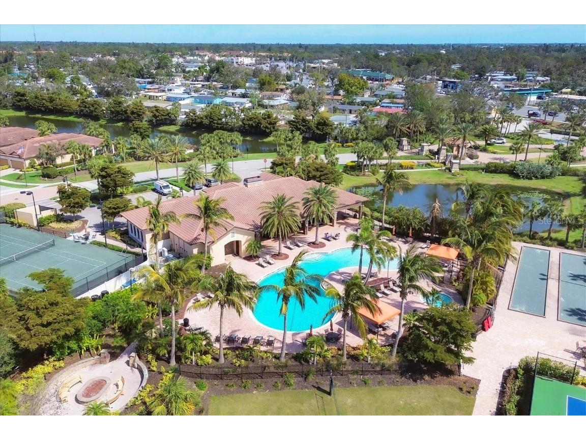 8275 Varenna Drive Sarasota FL 34231 A4672486 image63